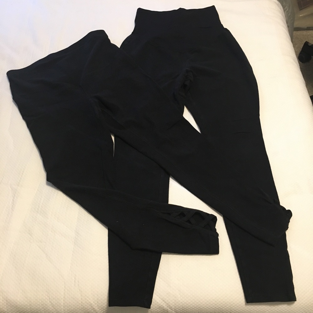 Lot of 2 old navy black leggings S maternity